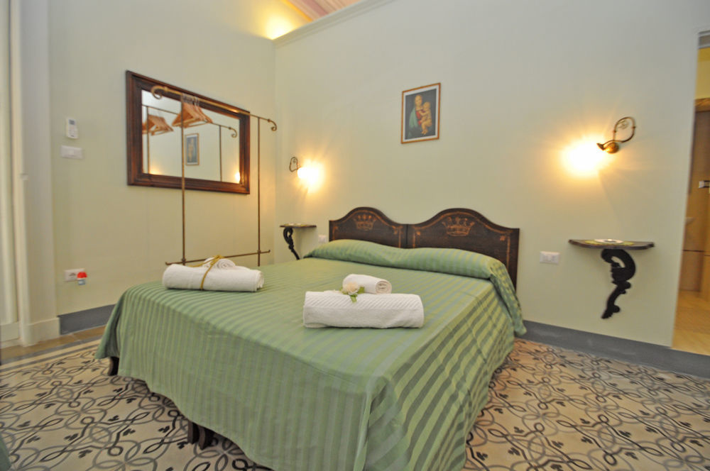 Palazzo De Donatis B&B Melissano Экстерьер фото